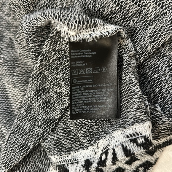 H&M Oversized Cardi - Picture 7 of 7